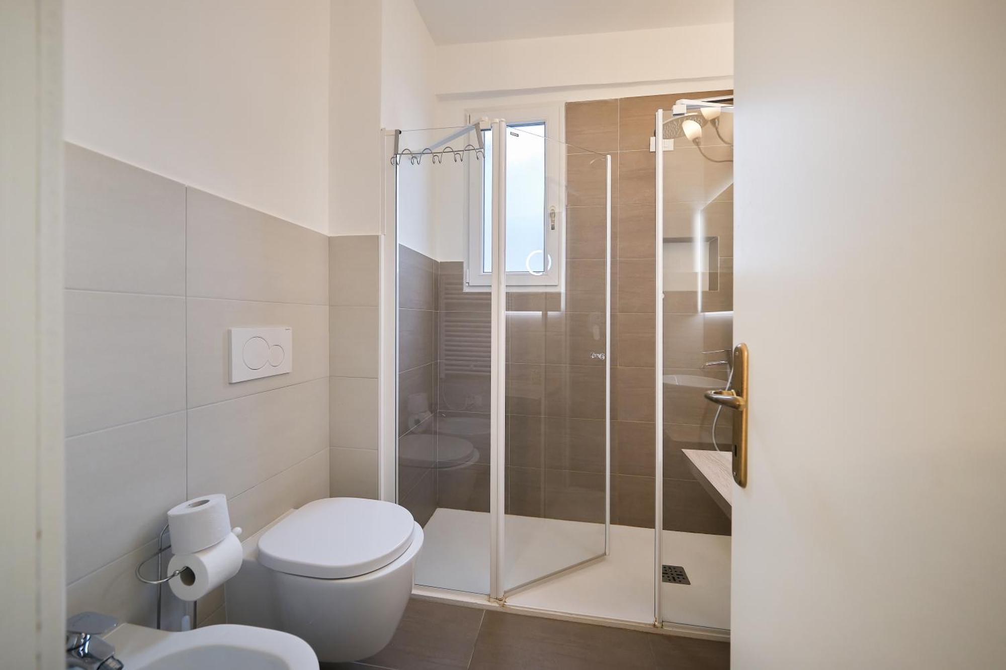 Front Lake Apartment บาร์โดลิโน ภายนอก รูปภาพ