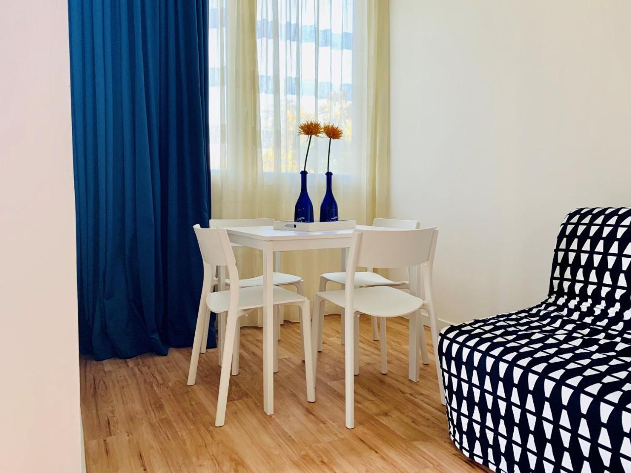 Front Lake Apartment บาร์โดลิโน ภายนอก รูปภาพ