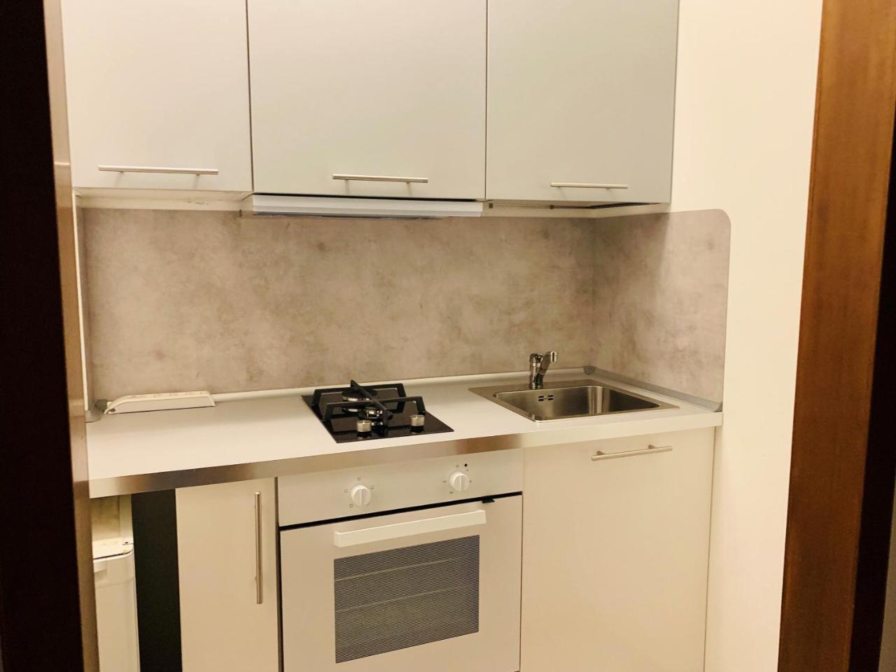 Front Lake Apartment บาร์โดลิโน ภายนอก รูปภาพ